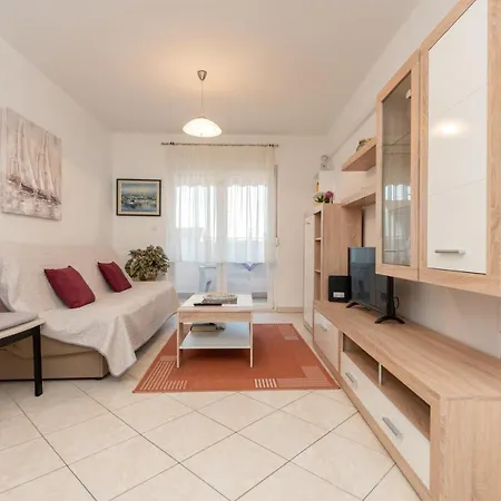 Valter Apartment *