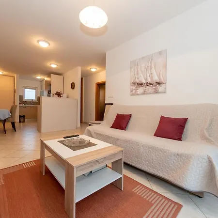 Valter Apartment *